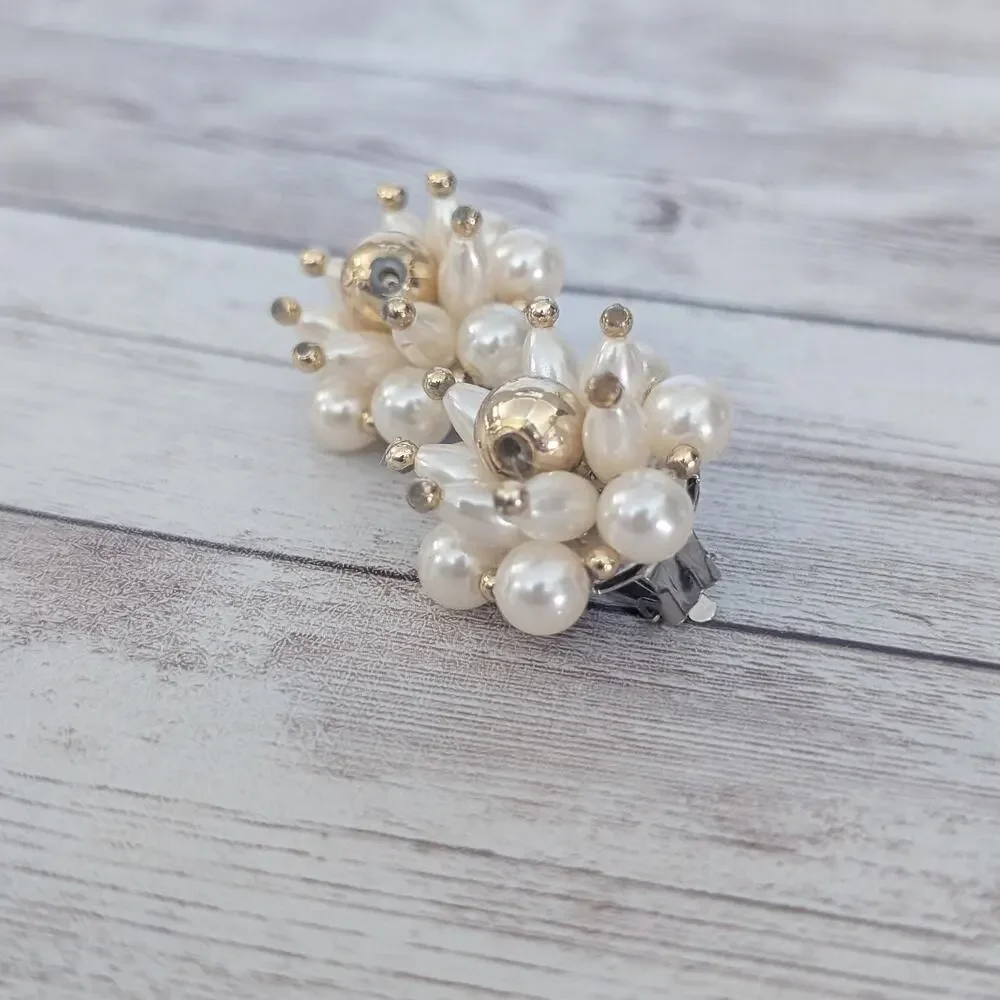 Vintage Clip On Earrings Large 3D Cream & Gold Tone